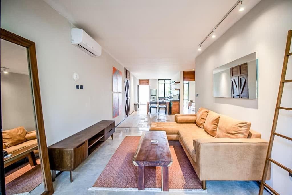 Great Value Luxury Minutes From Beaches Appartamento *