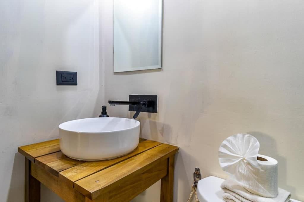 Great Value Luxury Minutes From Beaches Appartamento *